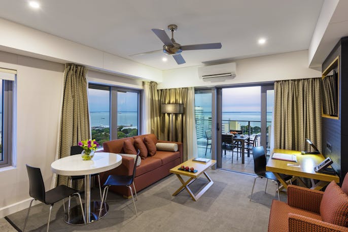 Oaks Darwin Elan Hotel